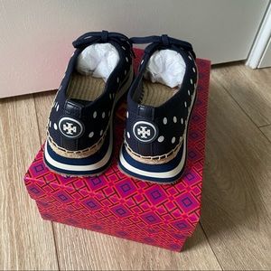 Brand new Tory Burch- Daisy Sport Ballet